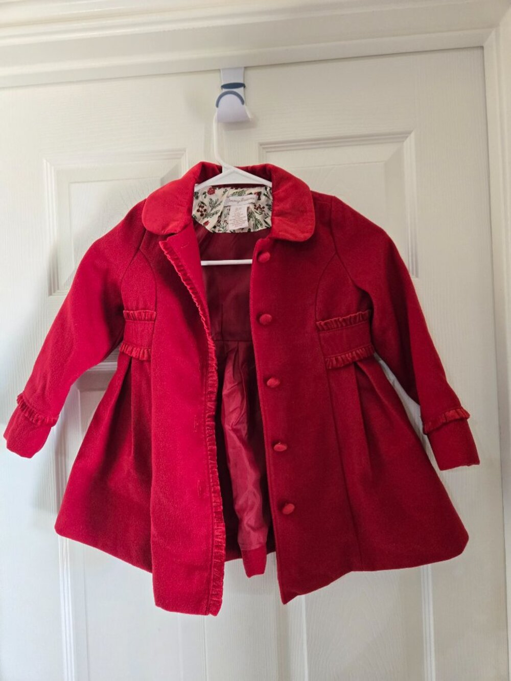 Tommy Bahama red 4t winter coat - Picture 2 of 7